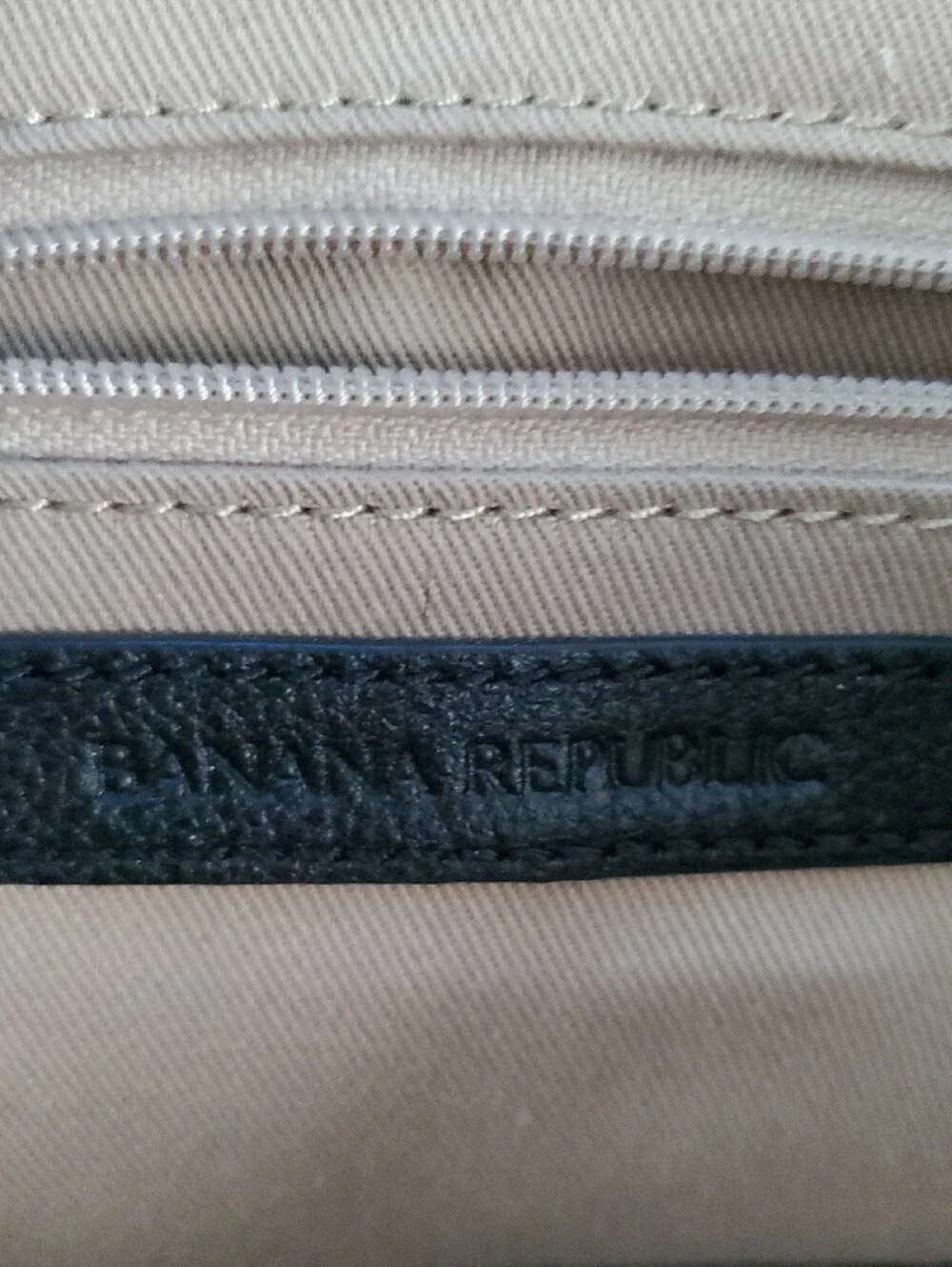 USED ONCE! BANANA REPUBLIC Classic Black LARGE Leather Shoulder Tote - Women's